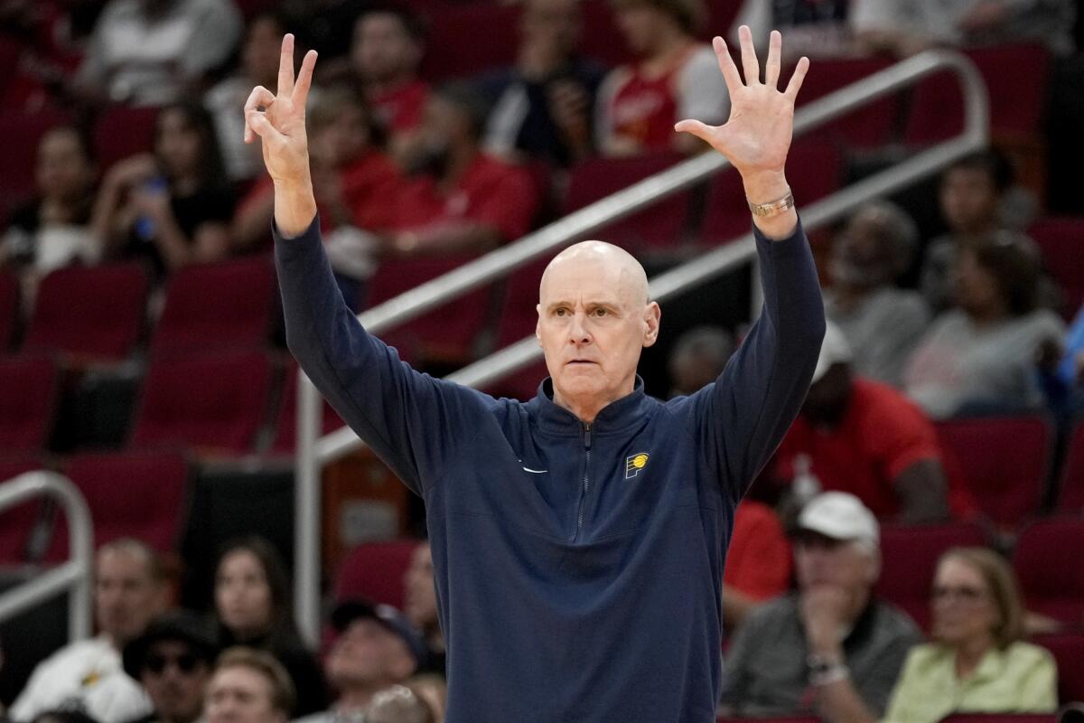 Pacers keeping coach Rick Carlisle on board with multiyear